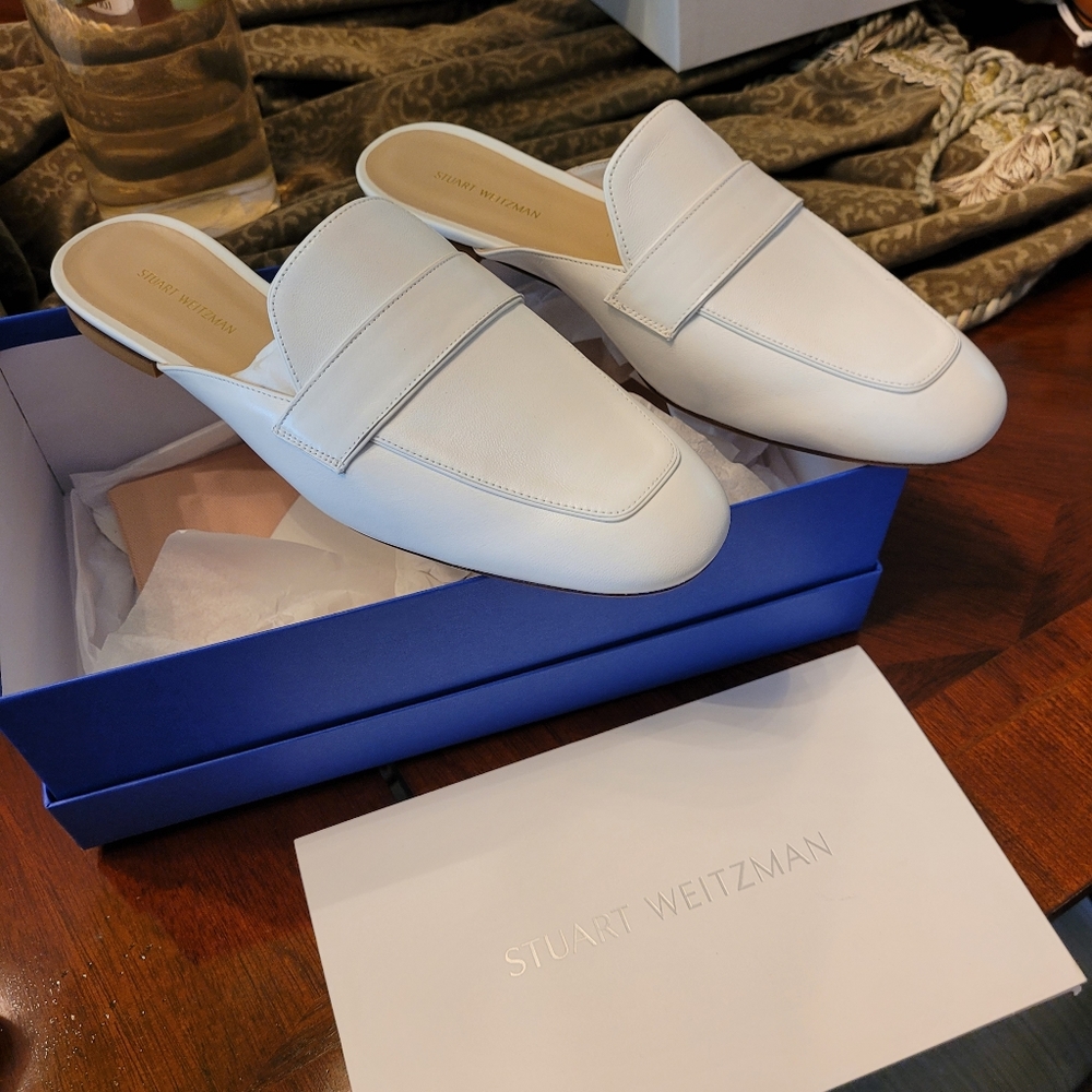Stuart Weitzman white leader mules size 10.5